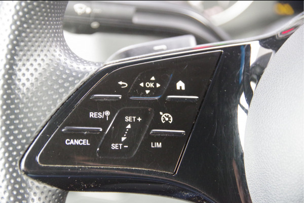 Mercedes-Benz Sprinter 317 1.9 CDI L2H2 3-ZITS, FACELIFT, AUT. LED, STOELVERWARMING, MBUX 10'', CAMERA, NAVI, CRUISE, CLIMA, PARKEERSENSOREN