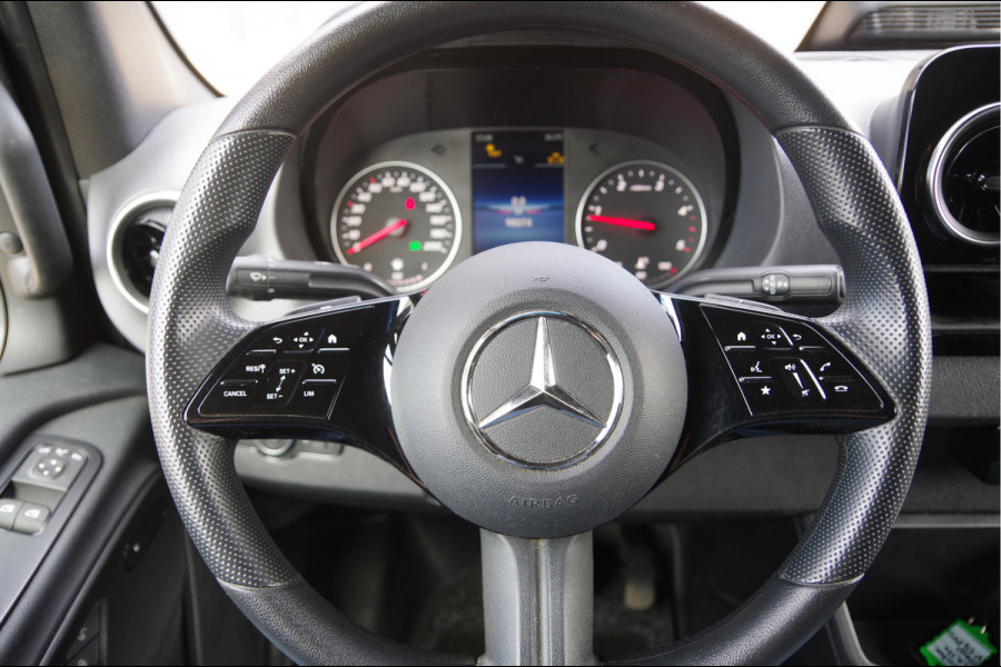 Mercedes-Benz Sprinter 317 1.9 CDI L2H2 3-ZITS, FACELIFT, AUT. LED, STOELVERWARMING, MBUX 10'', CAMERA, NAVI, CRUISE, CLIMA, PARKEERSENSOREN