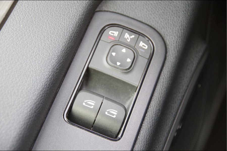 Mercedes-Benz Sprinter 317 1.9 CDI L2H2 3-ZITS, FACELIFT, AUT. LED, STOELVERWARMING, MBUX 10'', CAMERA, NAVI, CRUISE, CLIMA, PARKEERSENSOREN