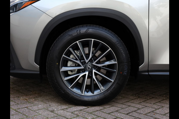 Lexus NX 450h+ AWD Luxury Line | Panoramadak | 360 Camera | Stoelverwarming