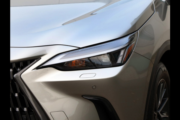 Lexus NX 450h+ AWD Luxury Line | Panoramadak | 360 Camera | Stoelverwarming