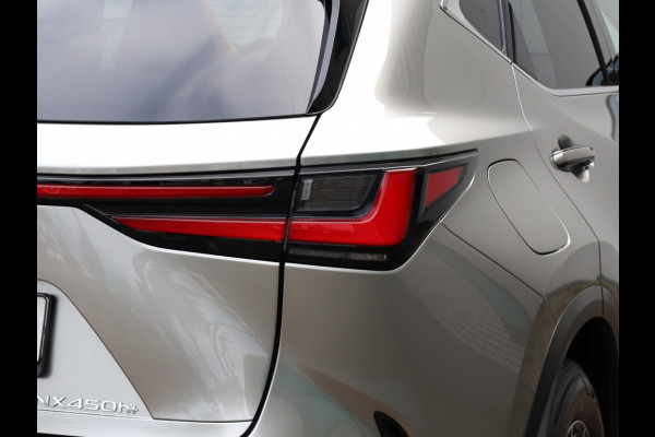 Lexus NX 450h+ AWD Luxury Line | Panoramadak | 360 Camera | Stoelverwarming
