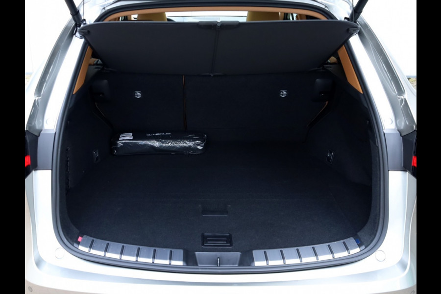 Lexus NX 450h+ AWD Luxury Line | Panoramadak | 360 Camera | Stoelverwarming
