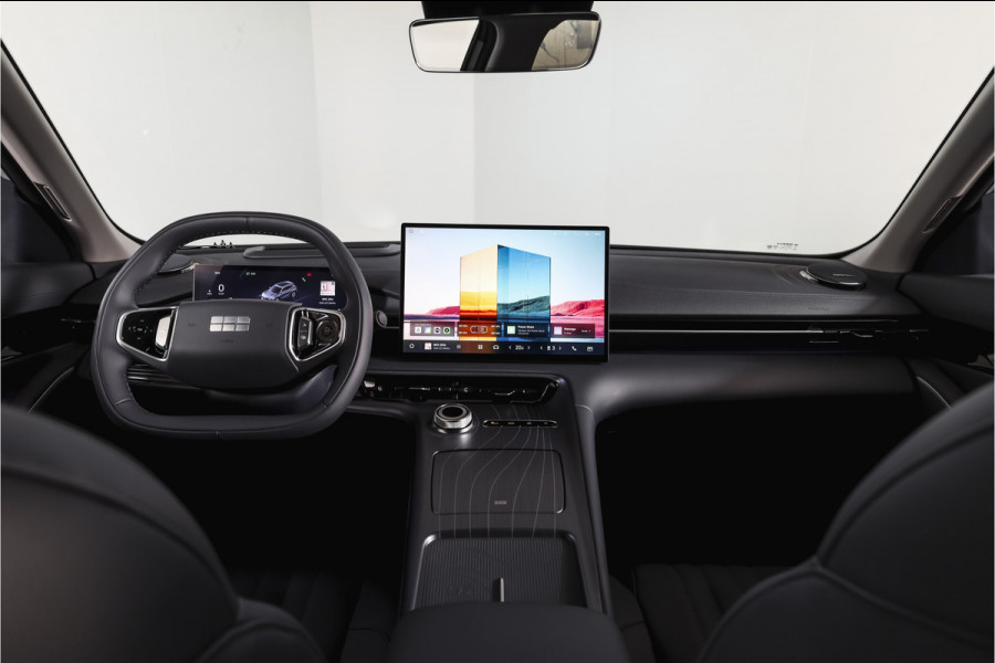 GEELY E5 Max+ 68 kWh | Pano | 360 Camera | V2L | Warmtepomp | HUD | Stoelverwarming & verkoeling | Massagestoelen+Memory | Elek. klep | Flyme |  | 19" | 2335