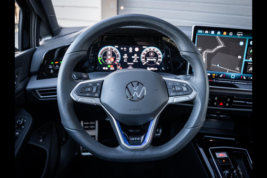 Volkswagen Golf 8.5 1.5 eHybrid GTE - Nieuw! l Pano l HUD l 360cam l Trekhaak
