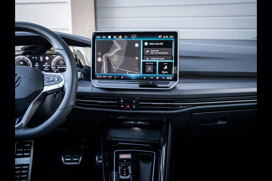 Volkswagen Golf 8.5 1.5 eHybrid GTE - Nieuw! l Pano l HUD l 360cam l Trekhaak