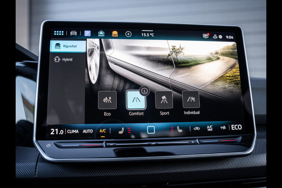 Volkswagen Golf 8.5 1.5 eHybrid GTE - Nieuw! l Pano l HUD l 360cam l Trekhaak