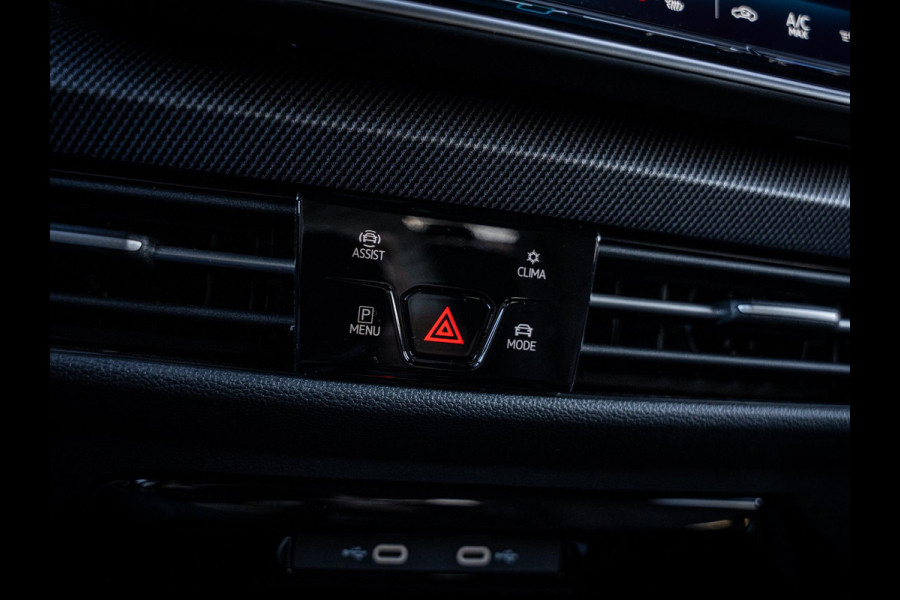 Volkswagen Golf 8.5 1.5 eHybrid GTE - Nieuw! l Pano l HUD l 360cam l Trekhaak
