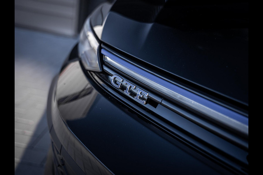 Volkswagen Golf 8.5 1.5 eHybrid GTE - Nieuw! l Pano l HUD l 360cam l Trekhaak