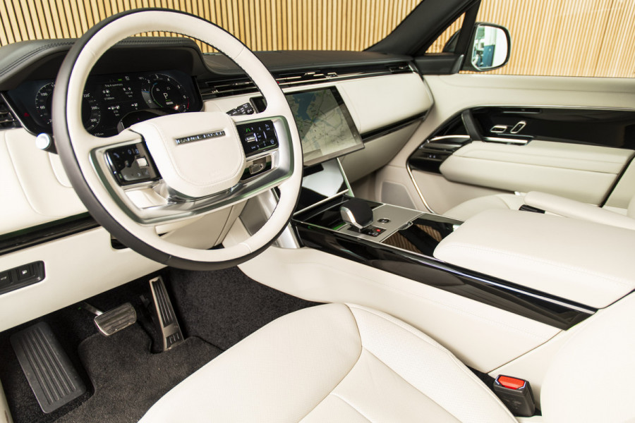 Land Rover Range Rover 3.0 P460e HSE PERLINO LEATHER | MASSAGE | TOWB | PANO