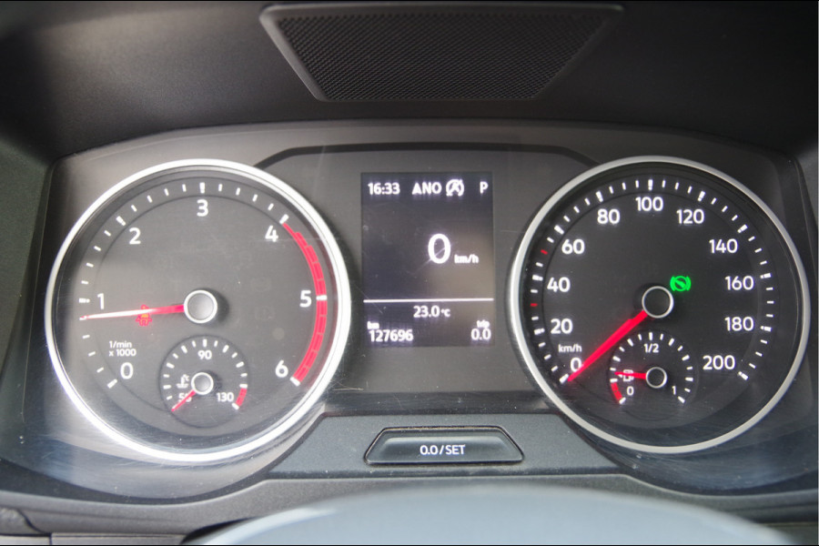 Volkswagen Crafter 35 2.0 TDI L3H2(L2H1) DC 6P, 140PK AUT. CRUISE, LEDER, TREKHAAK, CAMERA, NAVI, AIRCO, APPLE CARPLAY/ANDROID AUTO, DUBBELE CABINE