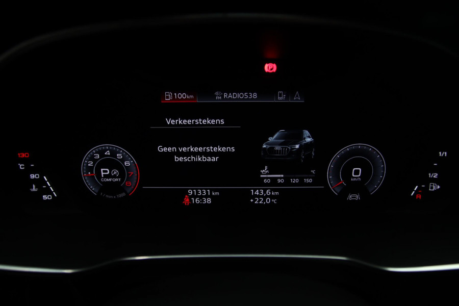 Audi Q3 35 TFSI 3x S-line VIRTUAL-CAMERA-TREKHAAK-LED-20''
