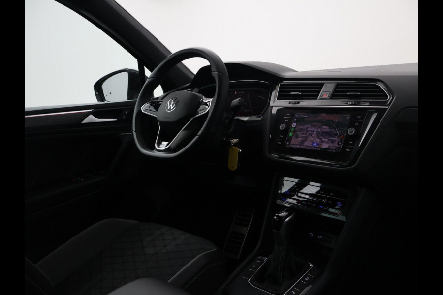 Volkswagen Tiguan 1.5 TSI R-LINE + VIRTUAL COCKPIT | ADAPTIVE CRUISE | 19 INCH