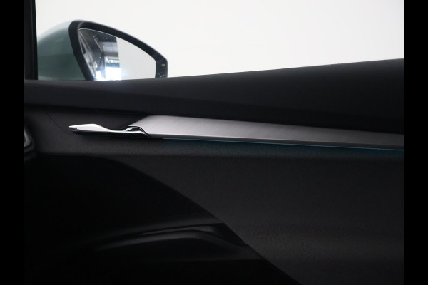 Škoda ENYAQ iV 60 + SFEERVERLICHTING | APPLE CARPLAY | ANDROID AUTO | DAB