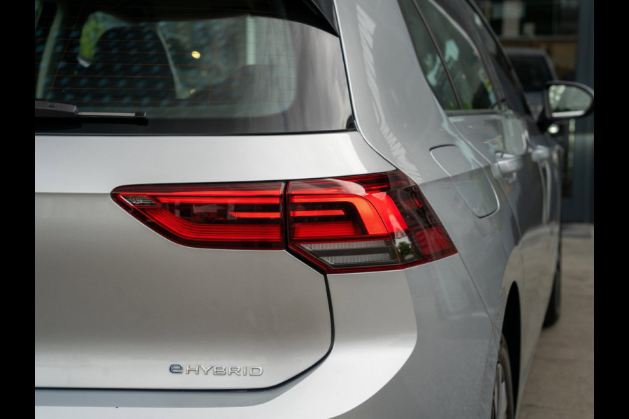 Volkswagen Golf 1.4 TSI eHybrid 204pk PHEV Style | Travel Assist | Apple CarPlay | Massage