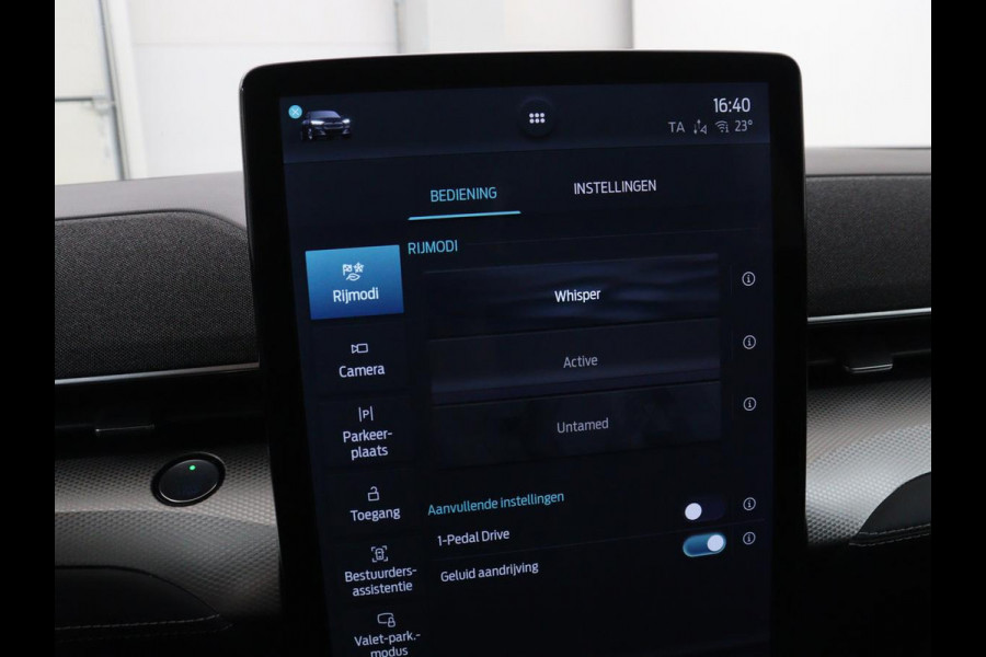 Ford Mustang Mach-E RWD 75 kWh | SOH 91,7% | Panoramadak | 360 Camera | Leder | Stoelverwarming | Adaptive cruise | B&O Sound | Stuurverwarming | Carplay | Keyless | Navigatie | Side Assist