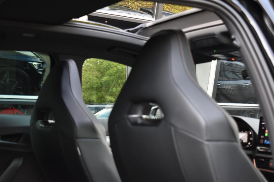 CUPRA Formentor 2.0 TSI 4DRIVE VZ Pano Trekhaak Stuurknop Sfeer