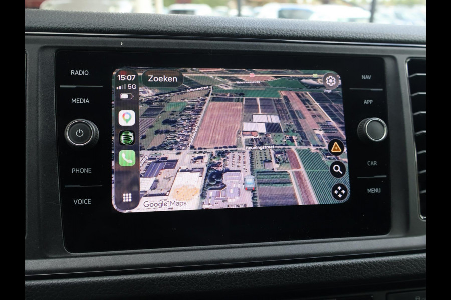 Volkswagen Crafter 35 2.0 TDI 177 PK AUT. L3H3 + 3000 KG TREKHAAK | ADAPTIVE CRUISE | LED | CAMERA | CARPLAY | STOELVERW.