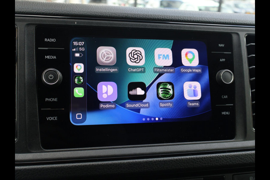 Volkswagen Crafter 35 2.0 TDI 177 PK AUT. L3H3 + 3000 KG TREKHAAK | ADAPTIVE CRUISE | LED | CAMERA | CARPLAY | STOELVERW.