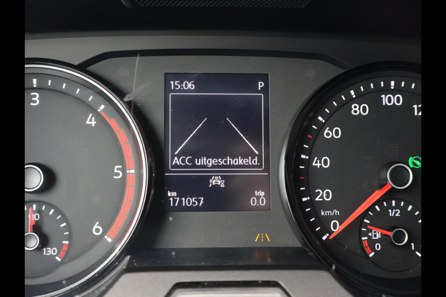 Volkswagen Crafter 35 2.0 TDI 177 PK AUT. L3H3 + 3000 KG TREKHAAK | ADAPTIVE CRUISE | LED | CAMERA | CARPLAY | STOELVERW.