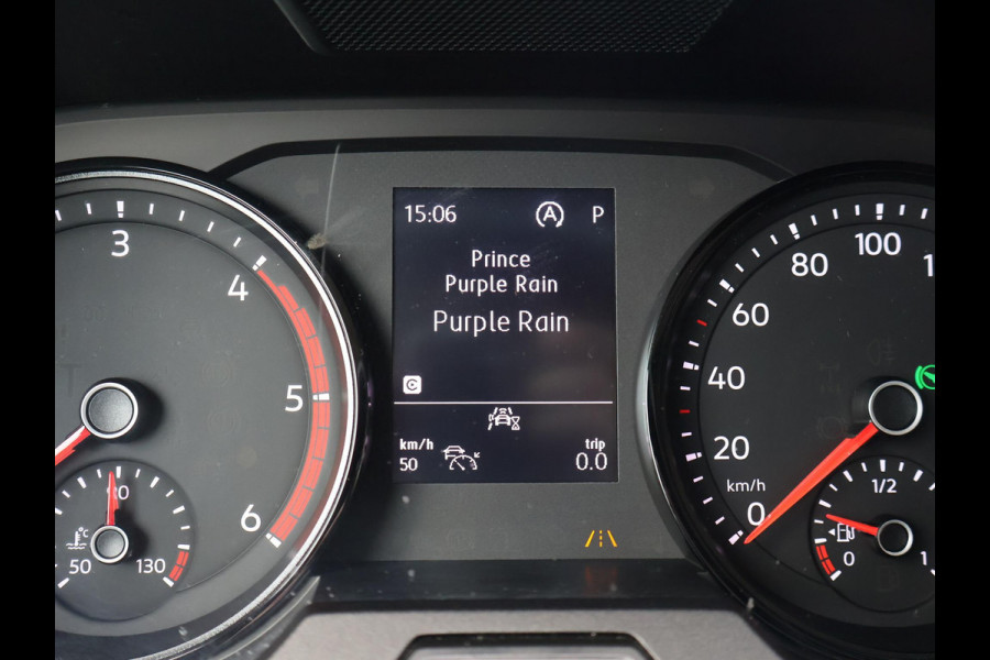 Volkswagen Crafter 35 2.0 TDI 177 PK AUT. L3H3 + 3000 KG TREKHAAK | ADAPTIVE CRUISE | LED | CAMERA | CARPLAY | STOELVERW.