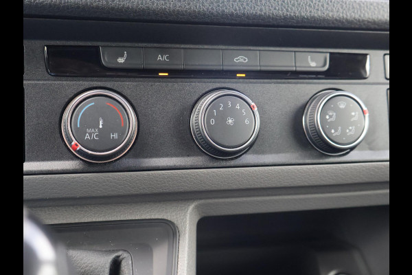 Volkswagen Crafter 35 2.0 TDI 177 PK AUT. L3H3 + 3000 KG TREKHAAK | ADAPTIVE CRUISE | LED | CAMERA | CARPLAY | STOELVERW.