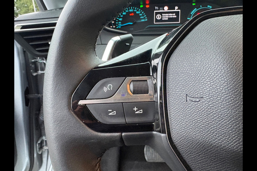Peugeot 208 1.2 Hybrid 110 e-DCS6 Style Cruise|CarPlay|LED