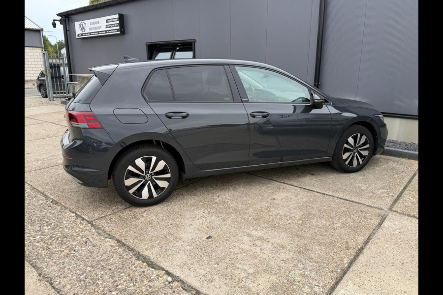 Volkswagen Golf 1.5 TSI MOVE Business