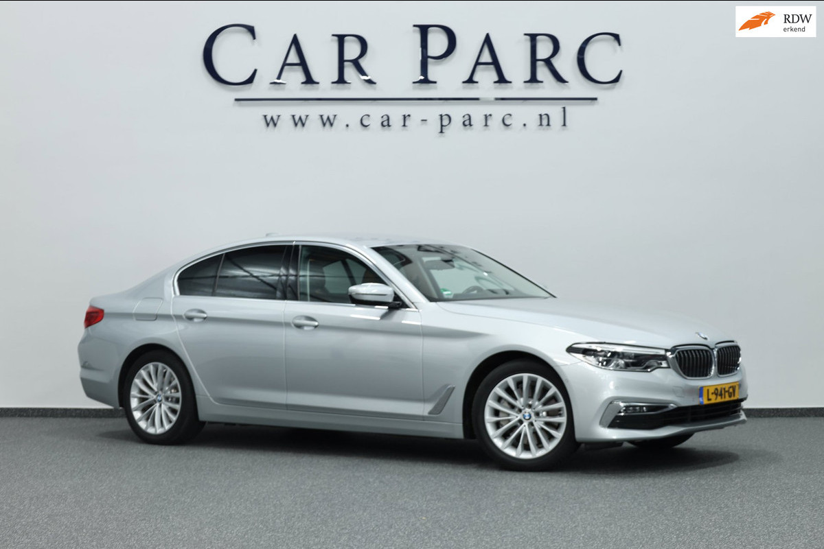 BMW 5 Serie 530e iPerformance High Executive LED/VIRTUAL/SFEER/SOFT/LEER+S.VERWARMING/LMV/CAM/ECC/12 MND GARANTIE
