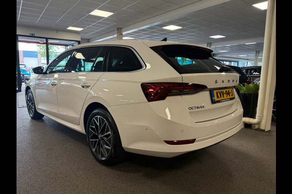 Škoda Octavia Combi 1.4 TSI iV PHEV Sportline Business/pano/head up/memory /apple/dodehoek