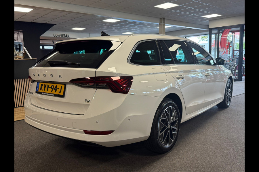 Škoda Octavia Combi 1.4 TSI iV PHEV Sportline Business/pano/head up/memory /apple/dodehoek