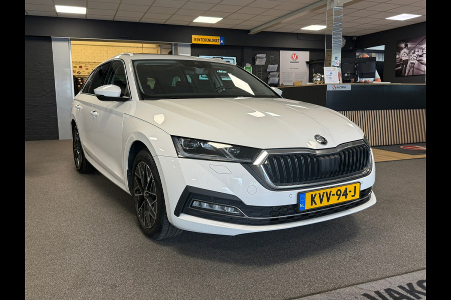 Škoda Octavia Combi 1.4 TSI iV PHEV Sportline Business/pano/head up/memory /apple/dodehoek