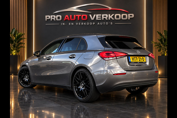 Mercedes-Benz A-Klasse 180 Business Solution AMG Line_Carplay_Camera_cruise