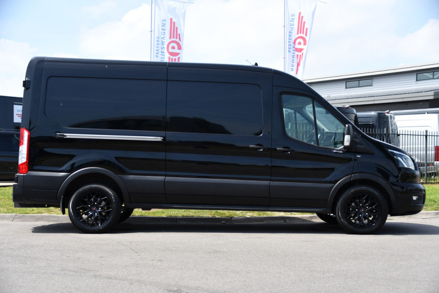 Ford Transit 350 2.0 TDCI L3H2 Limited Black Edition Camera, Cruise, Carplay, 185pk, Xenon, Automaat, Trekhaak, Multimedia, Sensoren, Uniek!