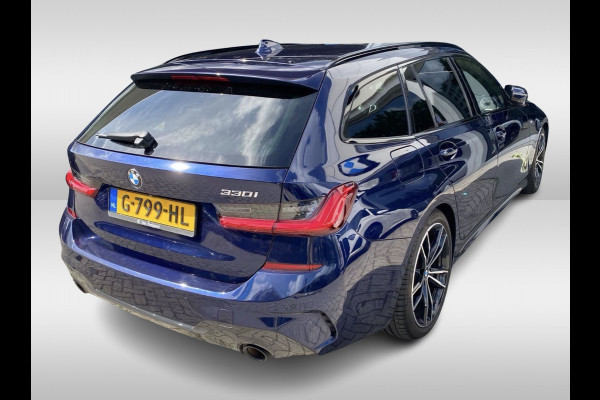 BMW 3 Serie Touring 330i High Executive Ed. M Sport / Trekhaak / Panoramadak / 360Camera / Head-up / Keyless / 19'' / Harman Kardon / Leder / Stuur+Stoelverwarming / Dodehoek / DAB / ACC