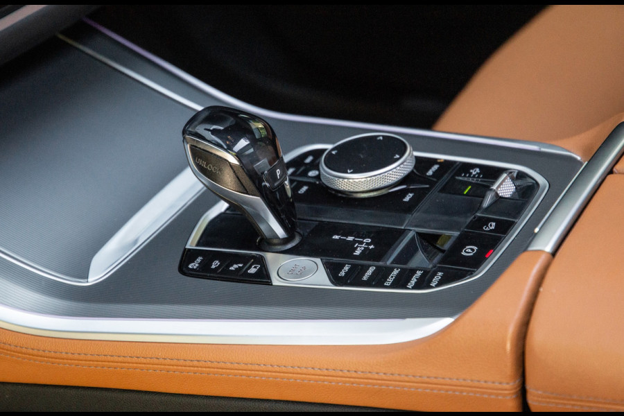 BMW X5 XDrive45e High Executive / Pano / Trekhaak / Stoelkoeling