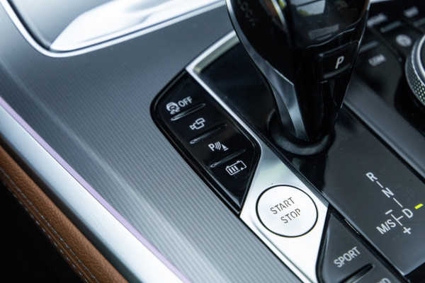 BMW X5 XDrive45e High Executive / Pano / Trekhaak / Stoelkoeling