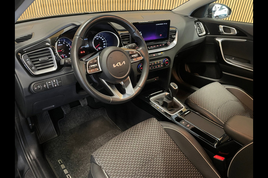 Kia Ceed Sportswagon 1.0 T-GDi DynamicPlusLine|120PK|1/2 LEDER|ANDROID/CARPLAY|CAMERA|CRUISE+CLIMATE|PARKEERSENSOREN|IN.BTW|1e EIG