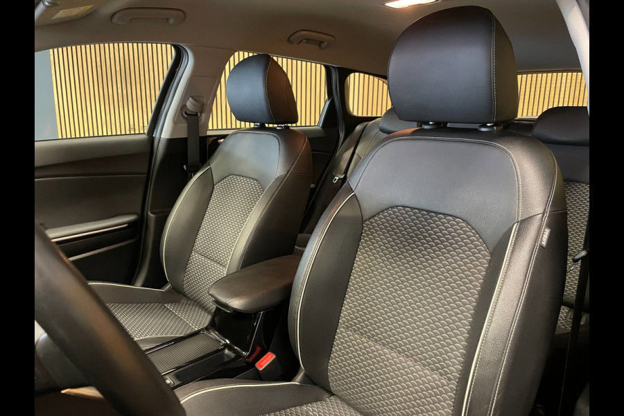 Kia Ceed Sportswagon 1.0 T-GDi DynamicPlusLine|120PK|1/2 LEDER|ANDROID/CARPLAY|CAMERA|CRUISE+CLIMATE|PARKEERSENSOREN|IN.BTW|1e EIG
