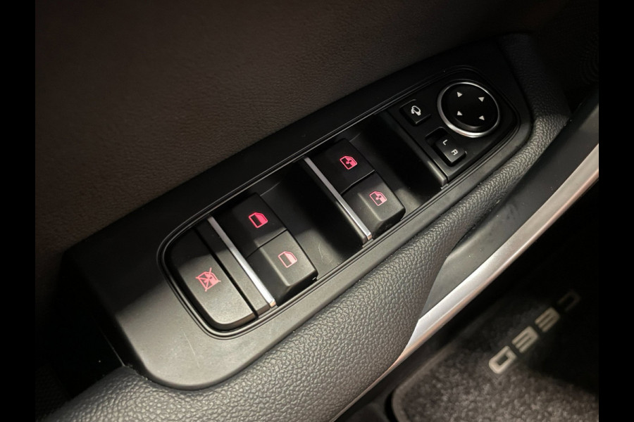 Kia Ceed Sportswagon 1.0 T-GDi DynamicPlusLine|120PK|1/2 LEDER|ANDROID/CARPLAY|CAMERA|CRUISE+CLIMATE|PARKEERSENSOREN|IN.BTW|1e EIG