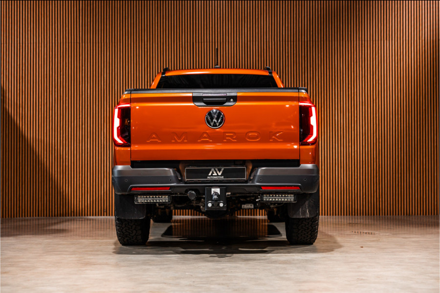 Volkswagen Amarok 3.0 TDI 4Motion PanAmericana | ACC | 360 Camera | Harman Kardon | Lederen bekleding | Blind spot | Standkachel | Navigatie | CarPlay | LED | Trekhaak | DAB | Dealer onderhouden | Grijs kenteken