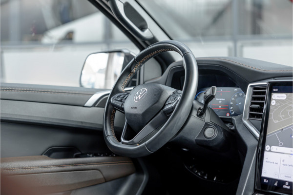Volkswagen Amarok 3.0 TDI 4Motion PanAmericana | ACC | 360 Camera | Harman Kardon | Lederen bekleding | Blind spot | Standkachel | Navigatie | CarPlay | LED | Trekhaak | DAB | Dealer onderhouden | Grijs kenteken