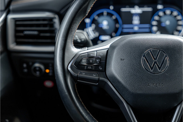 Volkswagen Amarok 3.0 TDI 4Motion PanAmericana | ACC | 360 Camera | Harman Kardon | Lederen bekleding | Blind spot | Standkachel | Navigatie | CarPlay | LED | Trekhaak | DAB | Dealer onderhouden | Grijs kenteken