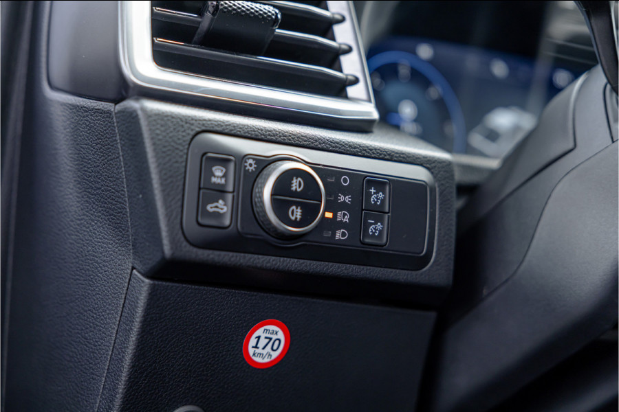 Volkswagen Amarok 3.0 TDI 4Motion PanAmericana | ACC | 360 Camera | Harman Kardon | Lederen bekleding | Blind spot | Standkachel | Navigatie | CarPlay | LED | Trekhaak | DAB | Dealer onderhouden | Grijs kenteken