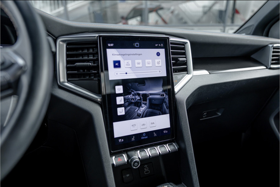 Volkswagen Amarok 3.0 TDI 4Motion PanAmericana | ACC | 360 Camera | Harman Kardon | Lederen bekleding | Blind spot | Standkachel | Navigatie | CarPlay | LED | Trekhaak | DAB | Dealer onderhouden | Grijs kenteken
