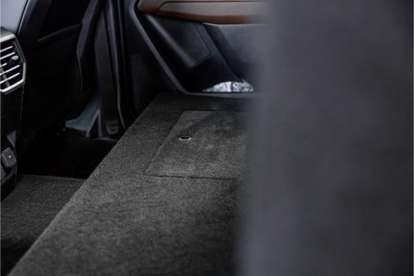 Volkswagen Amarok 3.0 TDI 4Motion PanAmericana | ACC | 360 Camera | Harman Kardon | Lederen bekleding | Blind spot | Standkachel | Navigatie | CarPlay | LED | Trekhaak | DAB | Dealer onderhouden | Grijs kenteken