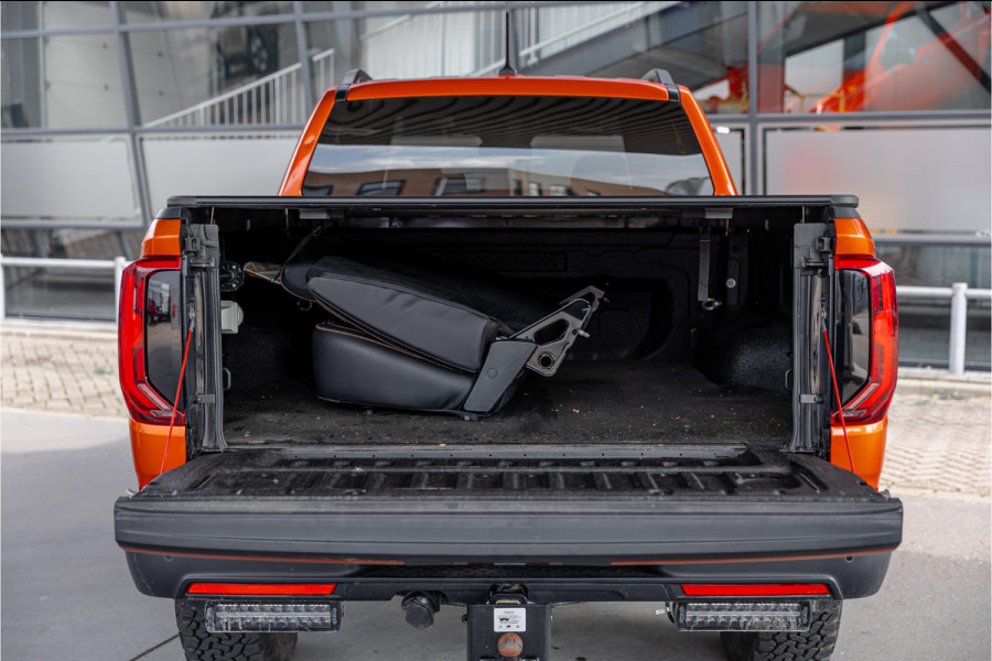 Volkswagen Amarok 3.0 TDI 4Motion PanAmericana | ACC | 360 Camera | Harman Kardon | Lederen bekleding | Blind spot | Standkachel | Navigatie | CarPlay | LED | Trekhaak | DAB | Dealer onderhouden | Grijs kenteken