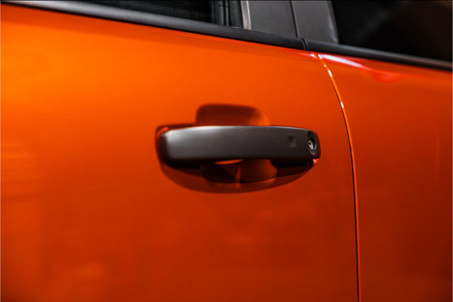 Volkswagen Amarok 3.0 TDI 4Motion PanAmericana | ACC | 360 Camera | Harman Kardon | Lederen bekleding | Blind spot | Standkachel | Navigatie | CarPlay | LED | Trekhaak | DAB | Dealer onderhouden | Grijs kenteken