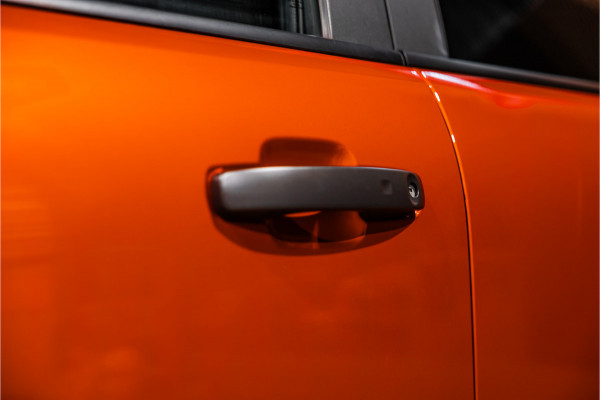Volkswagen Amarok 3.0 TDI 4Motion PanAmericana | ACC | 360 Camera | Harman Kardon | Lederen bekleding | Blind spot | Standkachel | Navigatie | CarPlay | LED | Trekhaak | DAB | Dealer onderhouden | Grijs kenteken