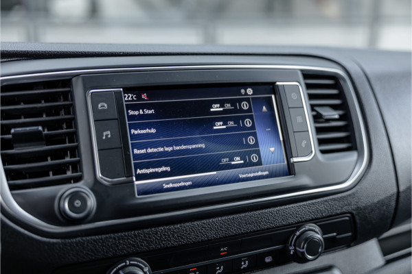Toyota ProAce 2.0 D XL L3H1 | Standkachel | Camera | CarPlay | Stoelverwarming | Trekhaak | Cruise control | DAB | Nieuwe APK